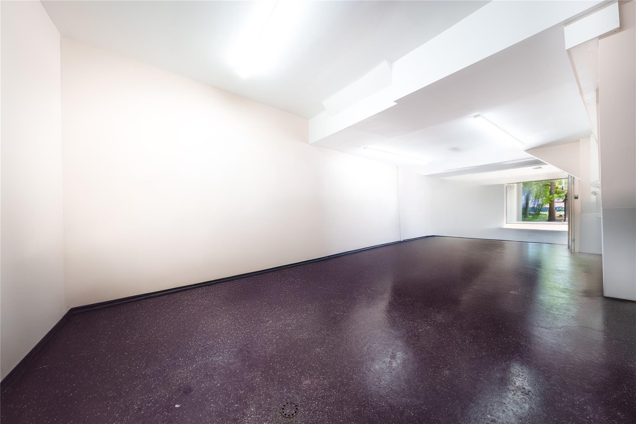2420 Little Neck Boulevard, Bayside, New York image 46