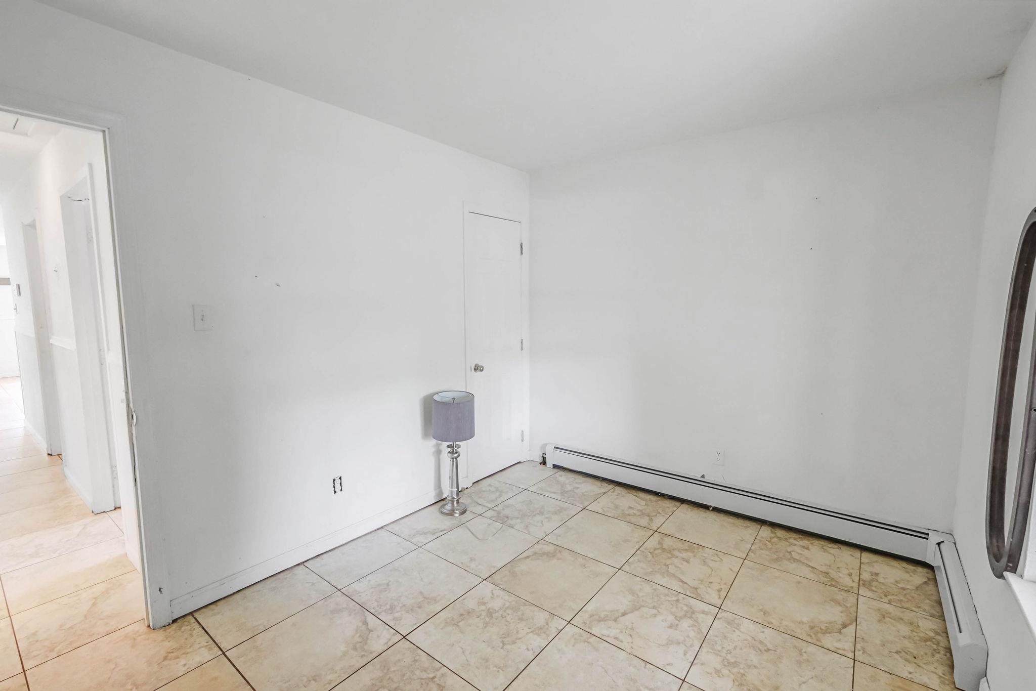 122 Eleanor Avenue, Mastic, New York image 19