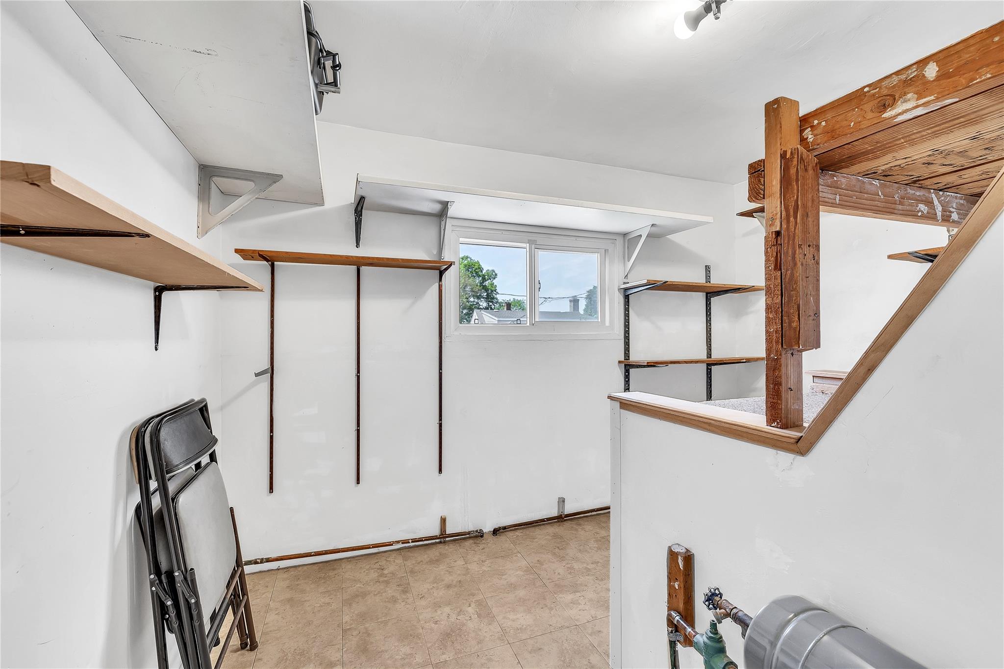 135 Sunrise Lane, Levittown, New York image 20