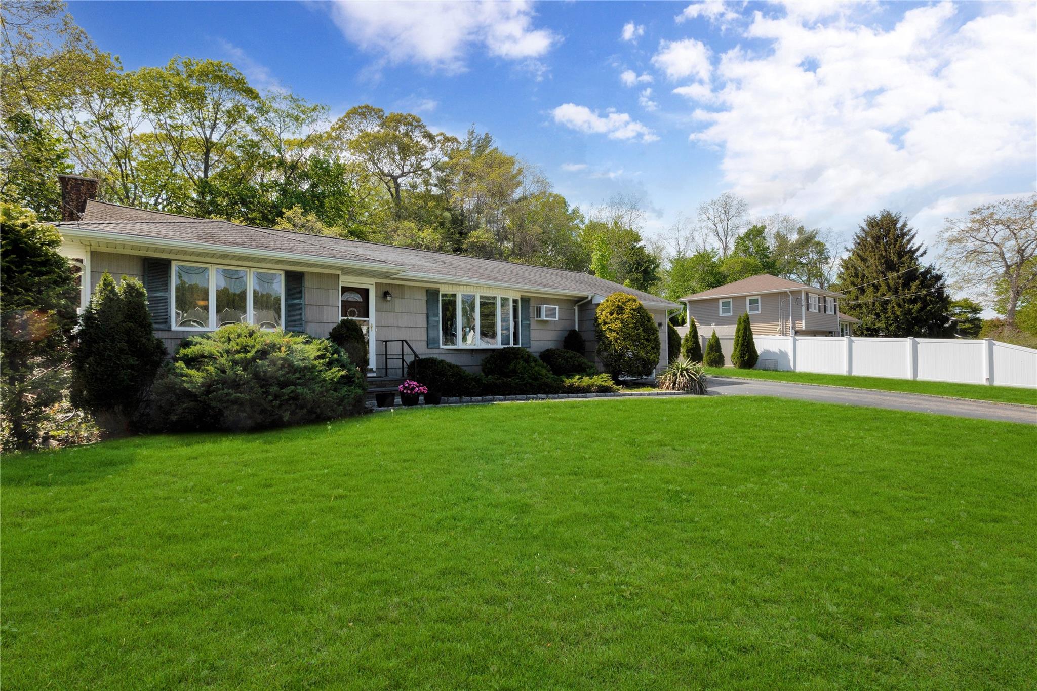 18 Lincoln Avenue