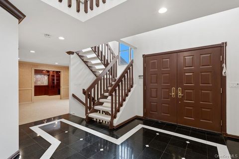 43 Hunt Drive, Jericho, NY 11753 - MLS#: 957543