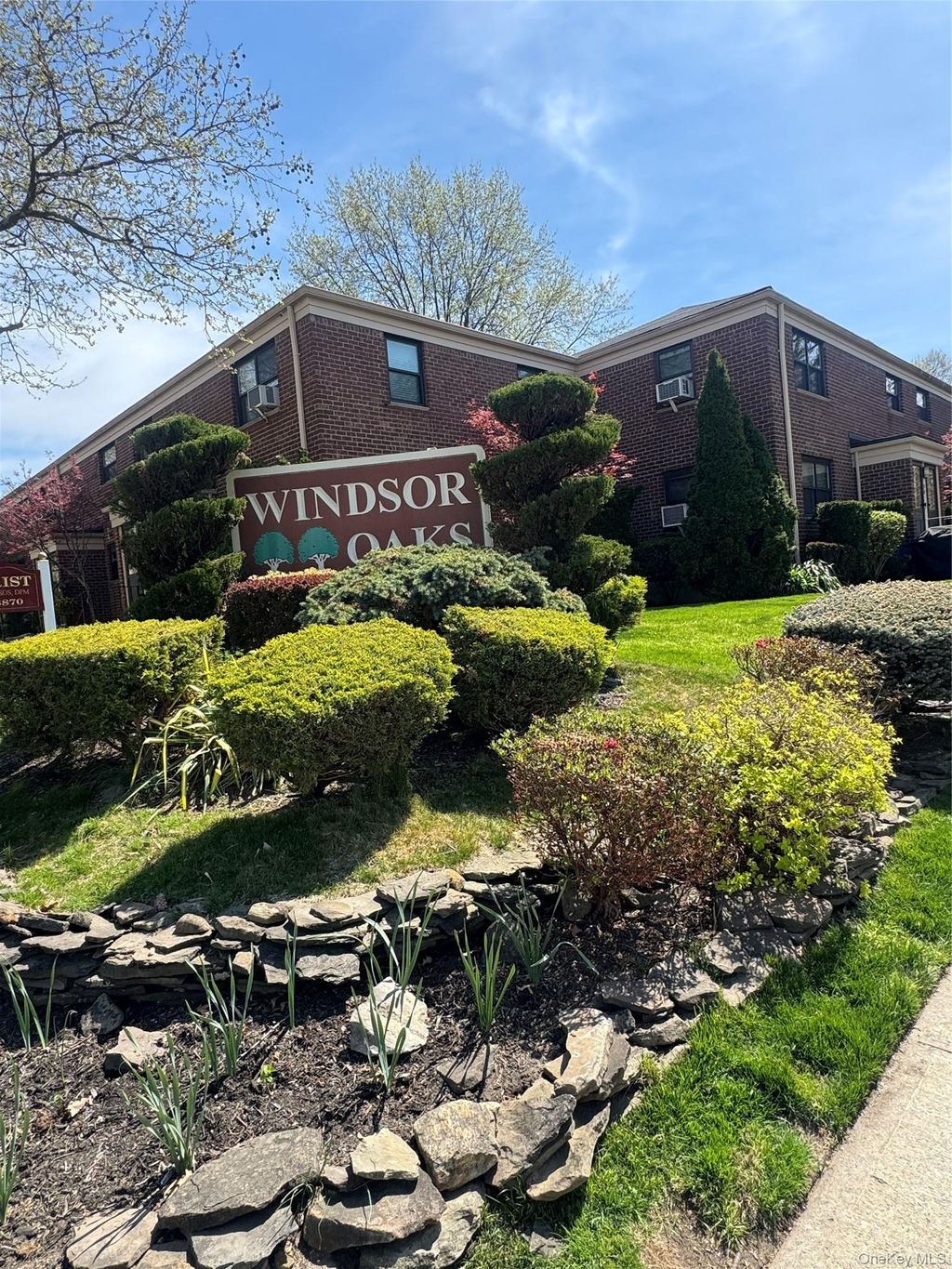 Photo of 7401 220th Street #132B2, Oakland Gardens, NY 11364 (MLS # 988336)