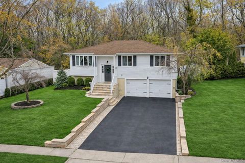 Homes For Sale - 17 Country Lane Drive<br/> Suffolk County, Kings Park, NY 11754