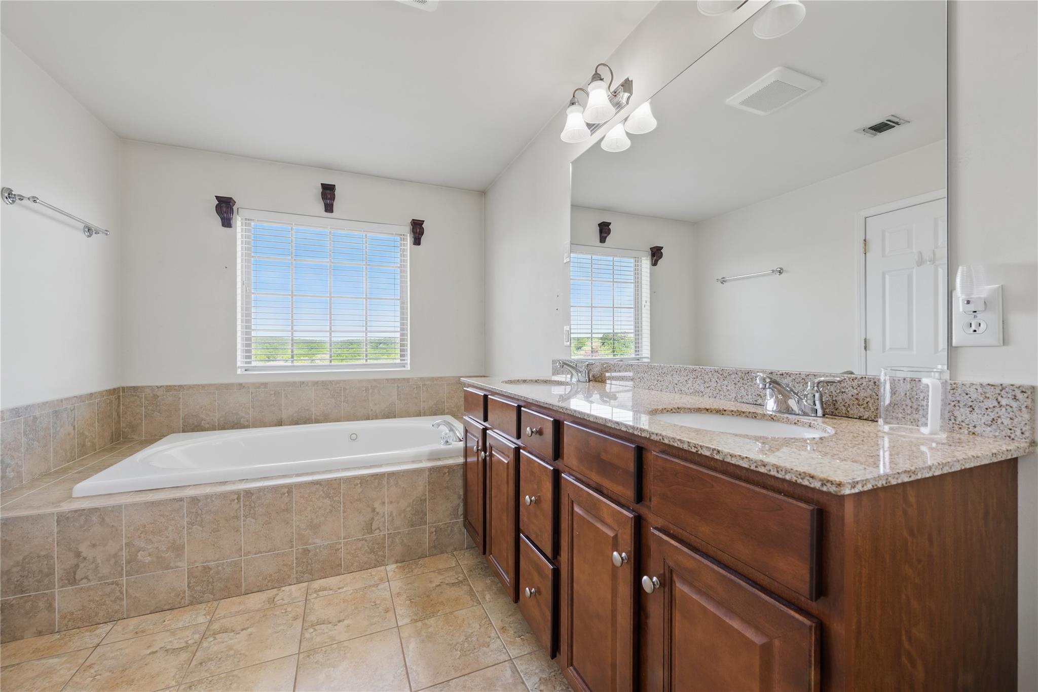 15 Prestwick Drive, Monroe, New York image 36