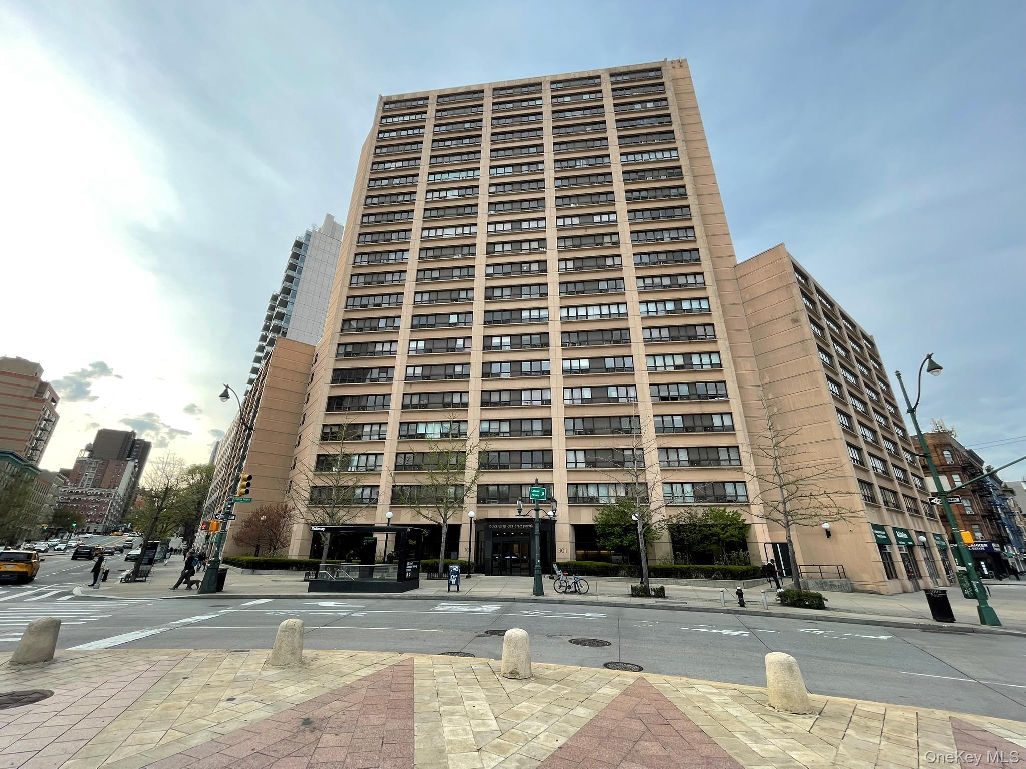 301 W 110th Street 14F