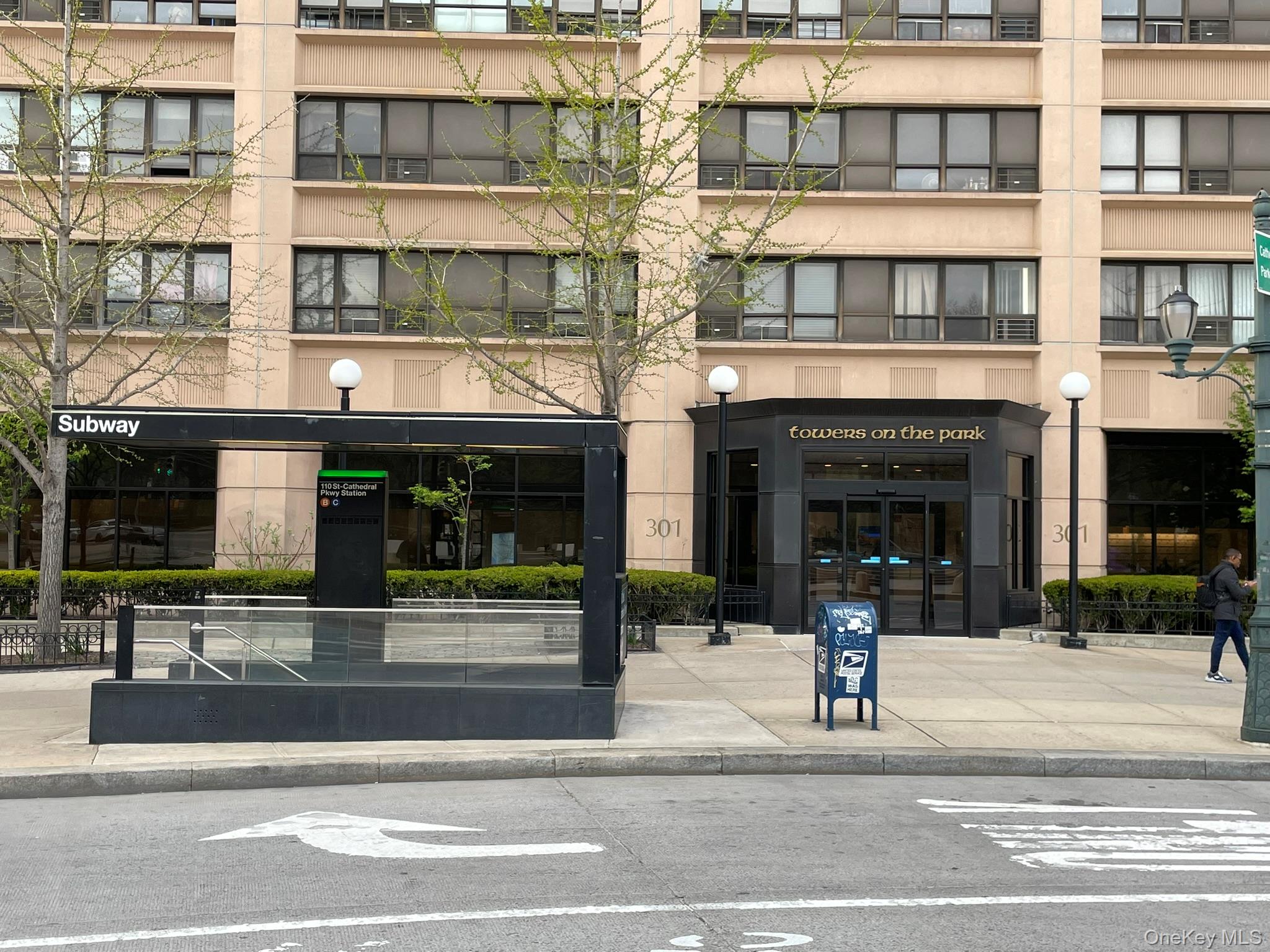 301 W 110th Street 14F