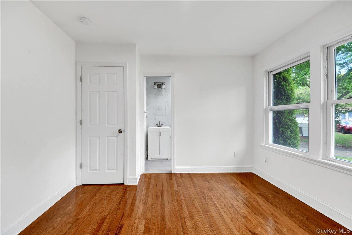 9 Hillside Close