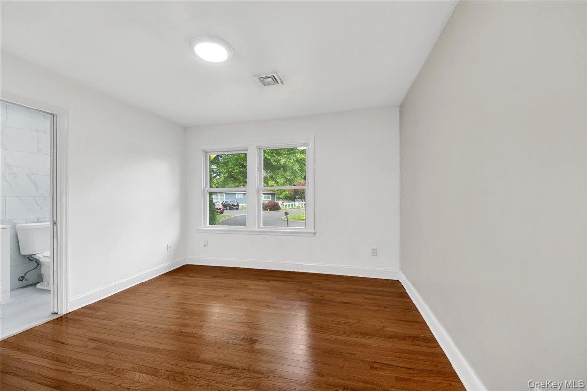 9 Hillside Close