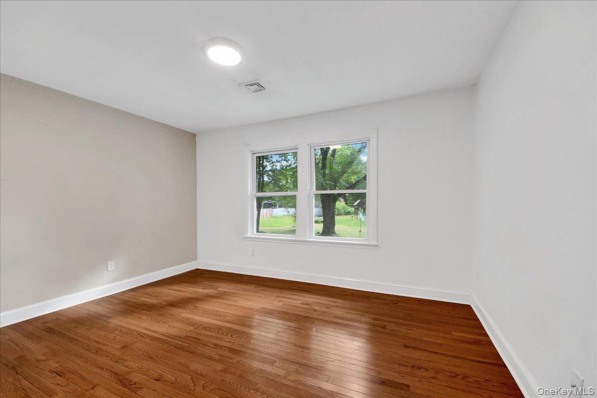 9 Hillside Close
