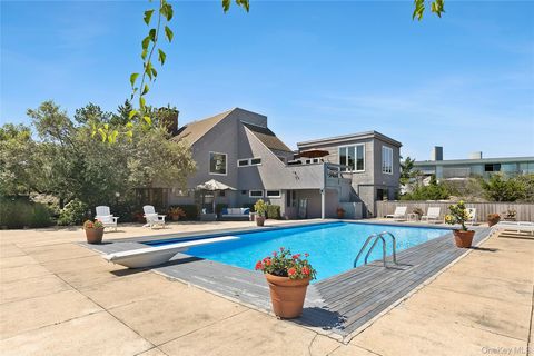 Homes For Sale - 49 Gilberts Path<br/> Amagansett, NY 11930