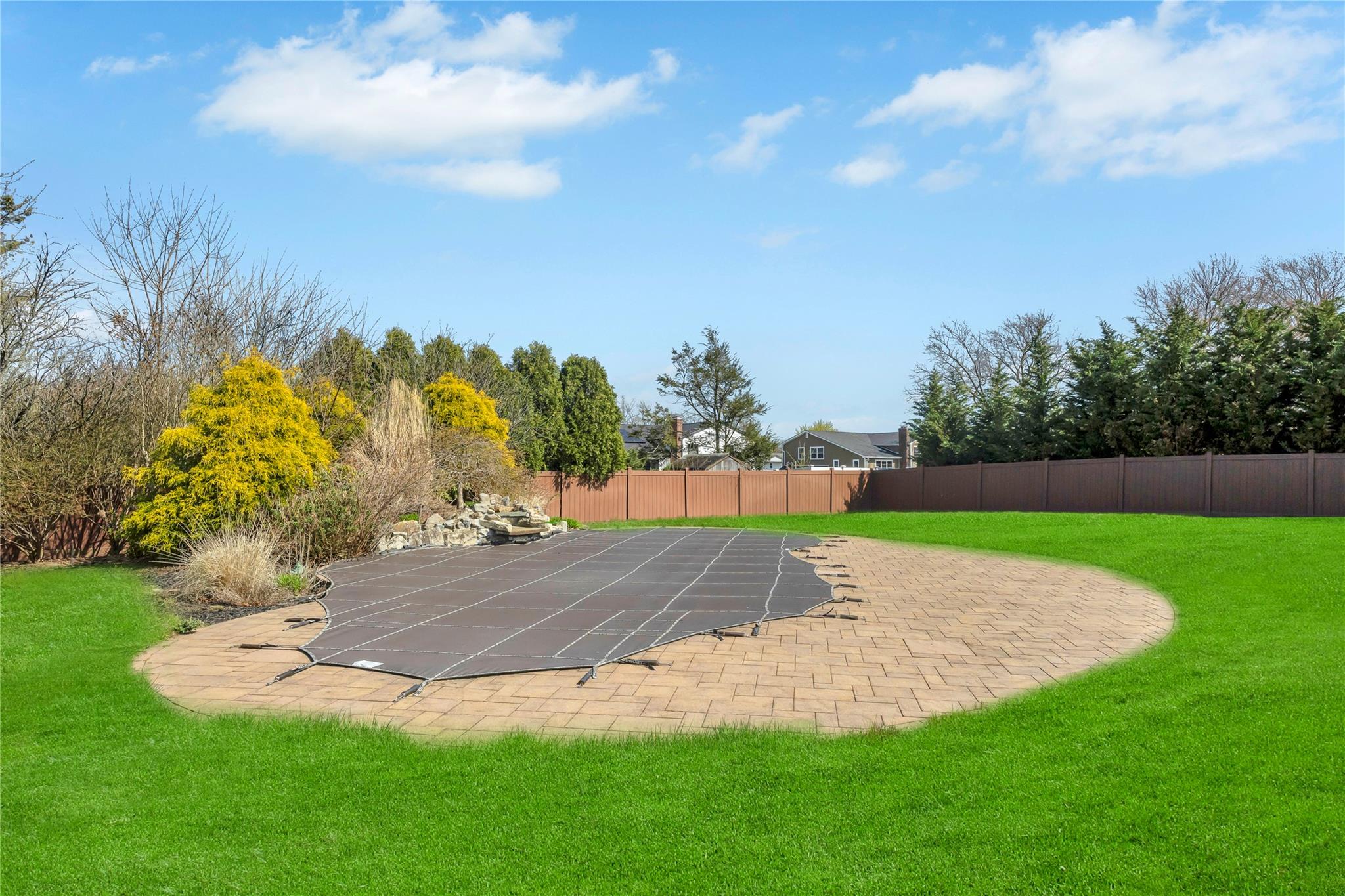 9 Purdy Avenue, East Northport, New York image 3