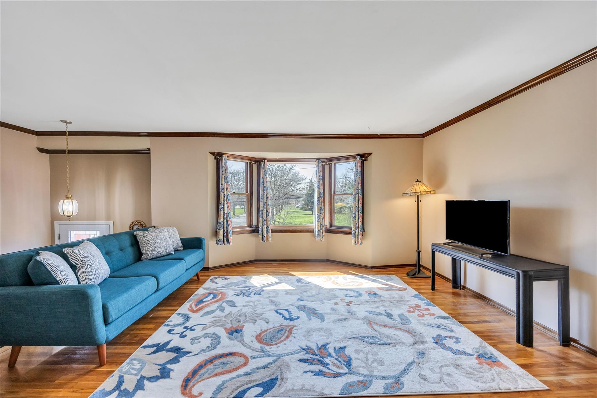 9 Purdy Avenue, East Northport, New York image 10