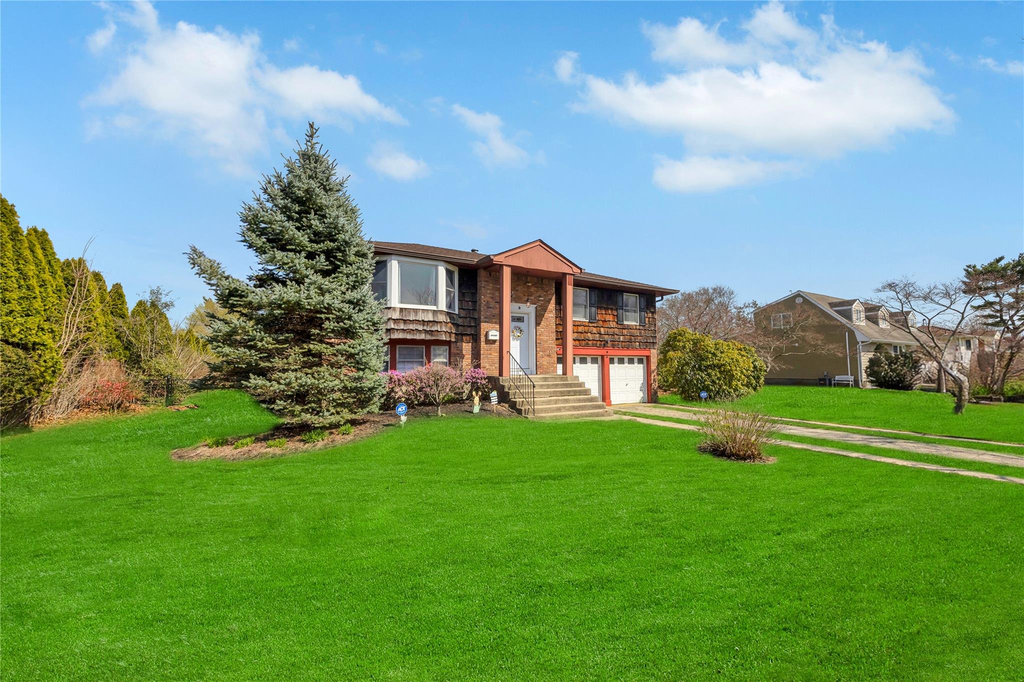 9 Purdy Avenue, East Northport, New York image 5