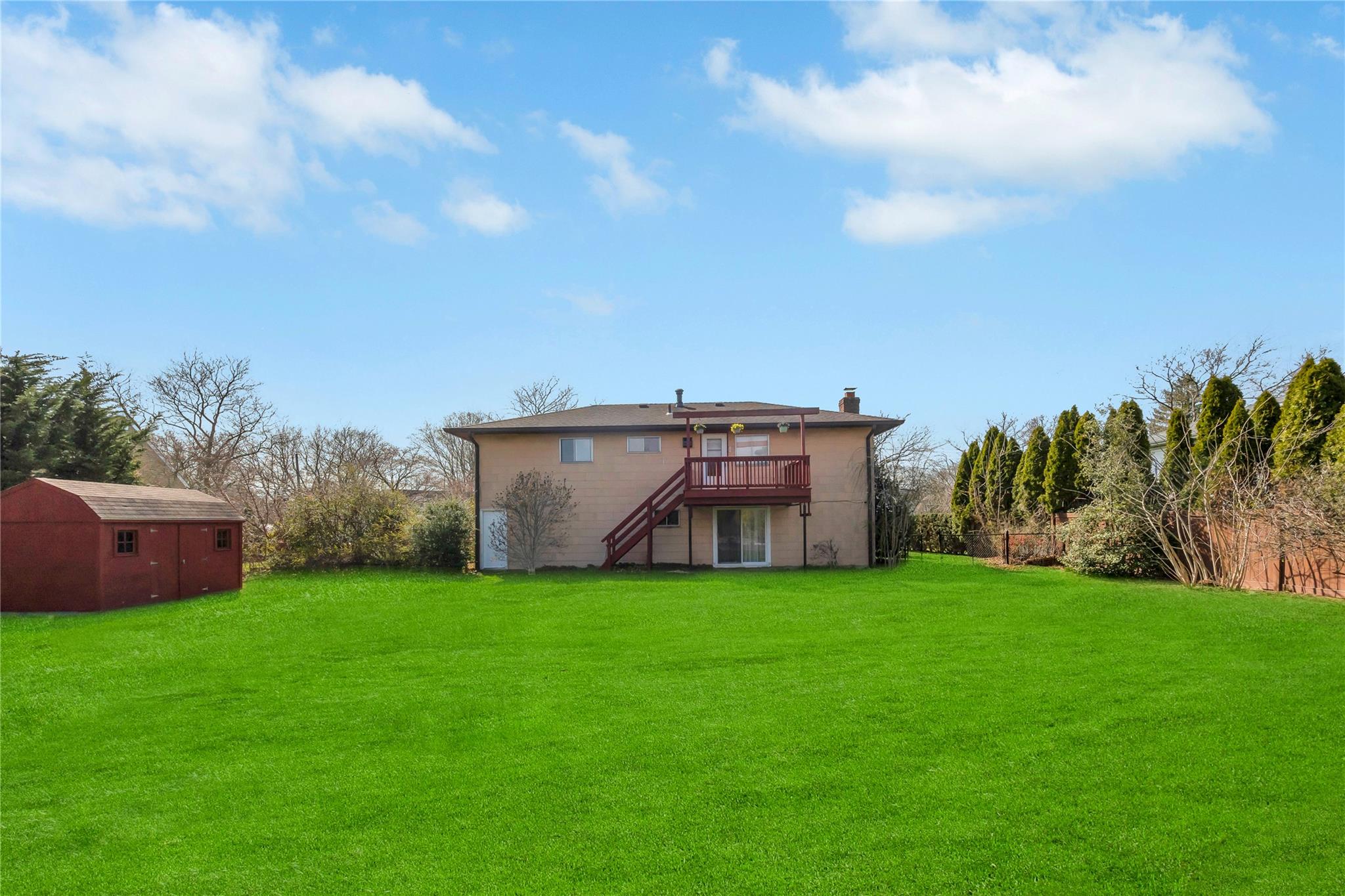 9 Purdy Avenue, East Northport, New York image 4
