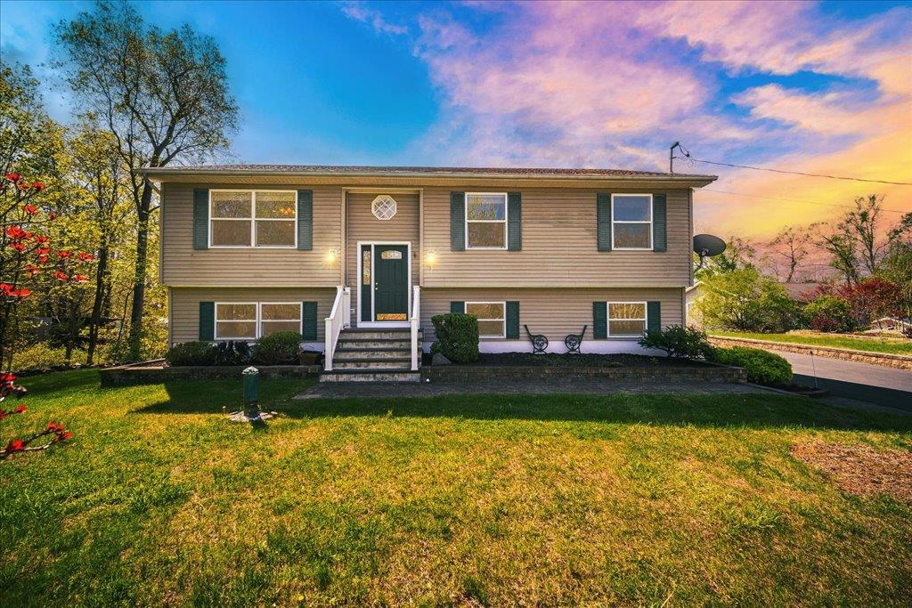 75 Booth Boulevard, Wappingers Falls, New York image 1