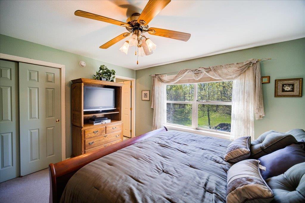 75 Booth Boulevard, Wappingers Falls, New York image 33