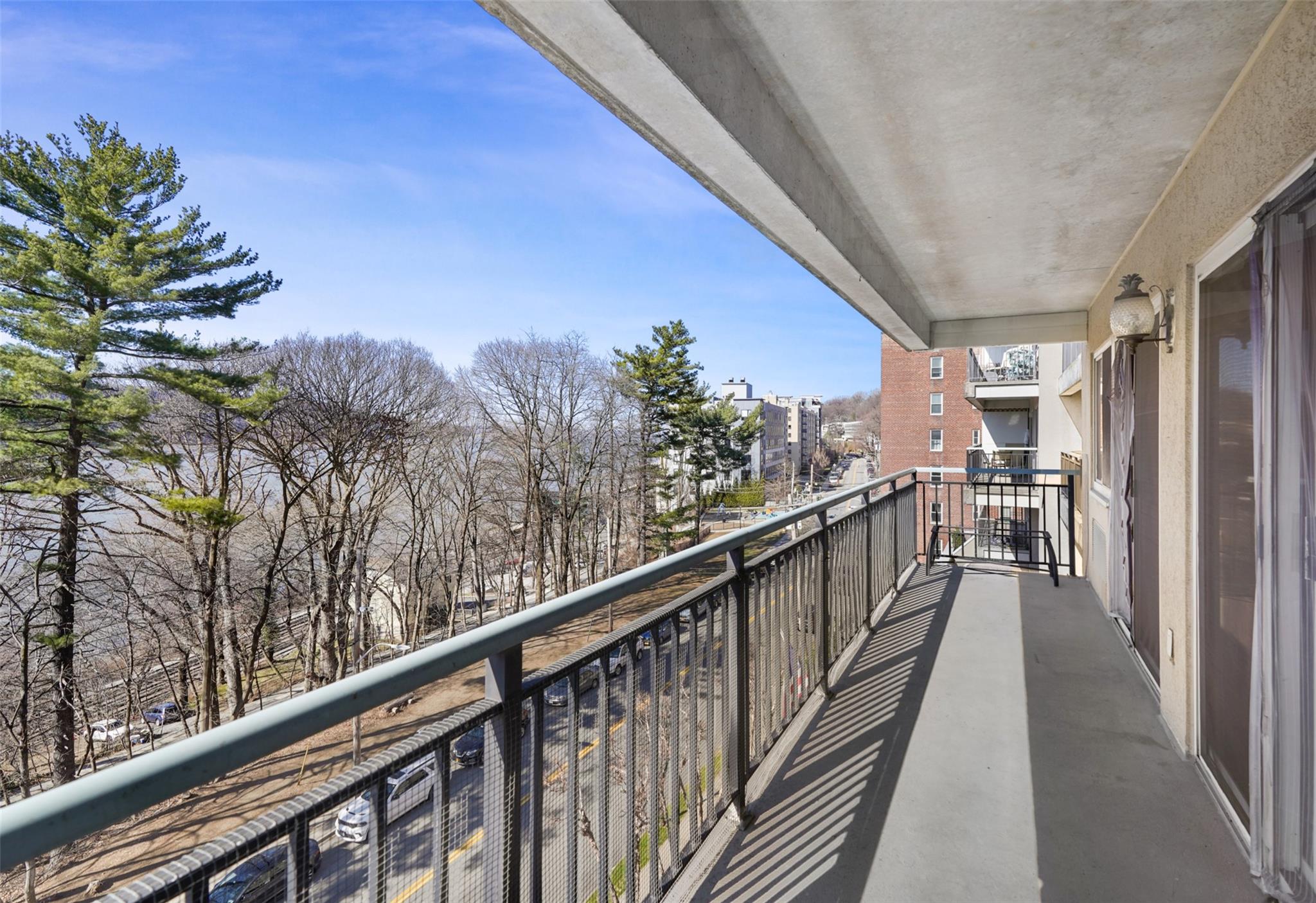 1020 Warburton Avenue #6C, Yonkers, New York image 3