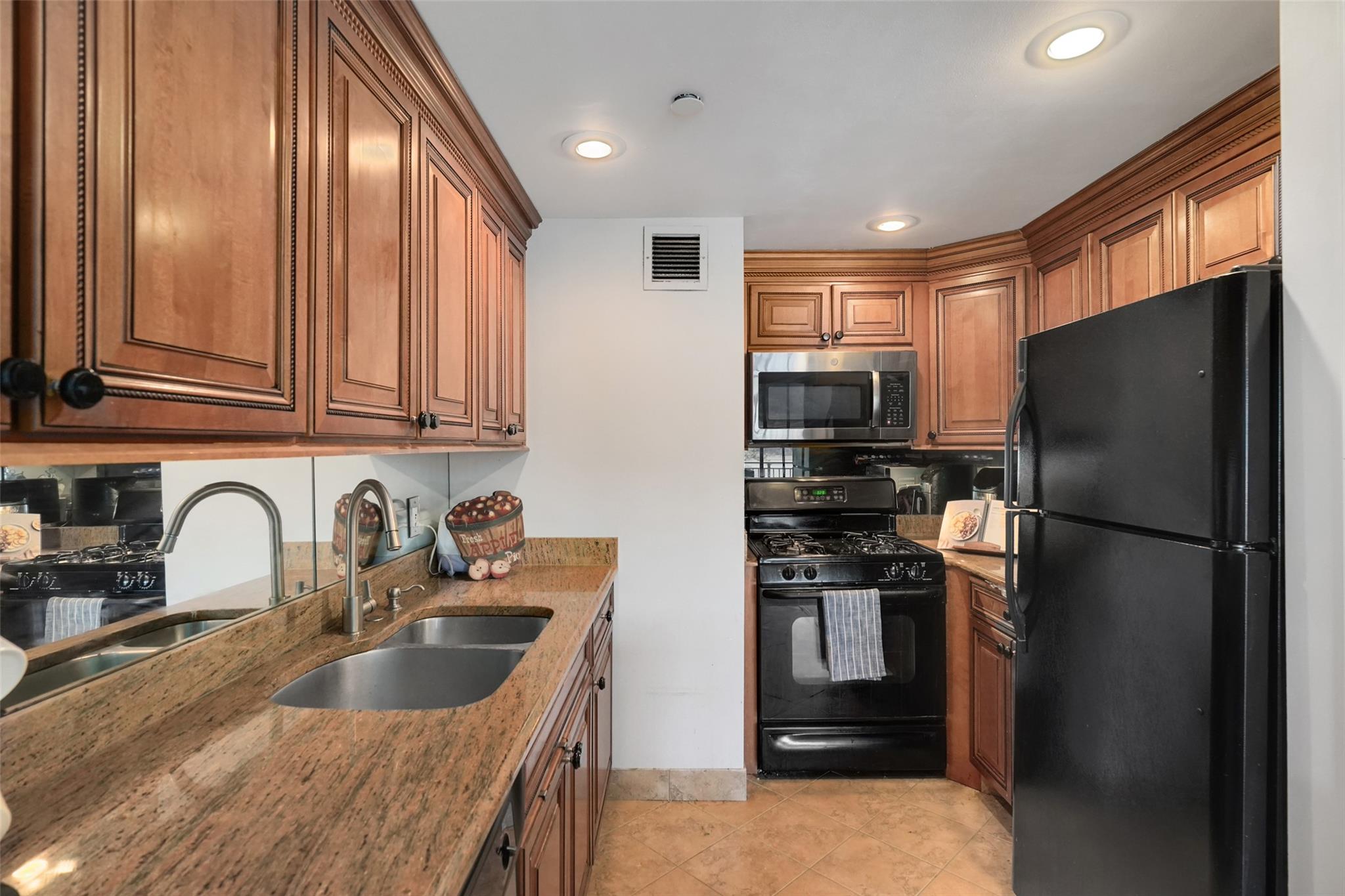 1020 Warburton Avenue #6C, Yonkers, New York image 9