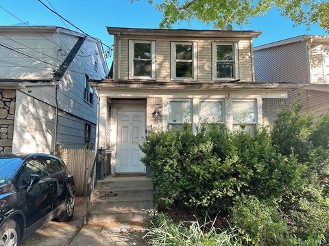 Multifamily For Sale - 14032 Quince Avenue<br/> Flushing, NY 11355