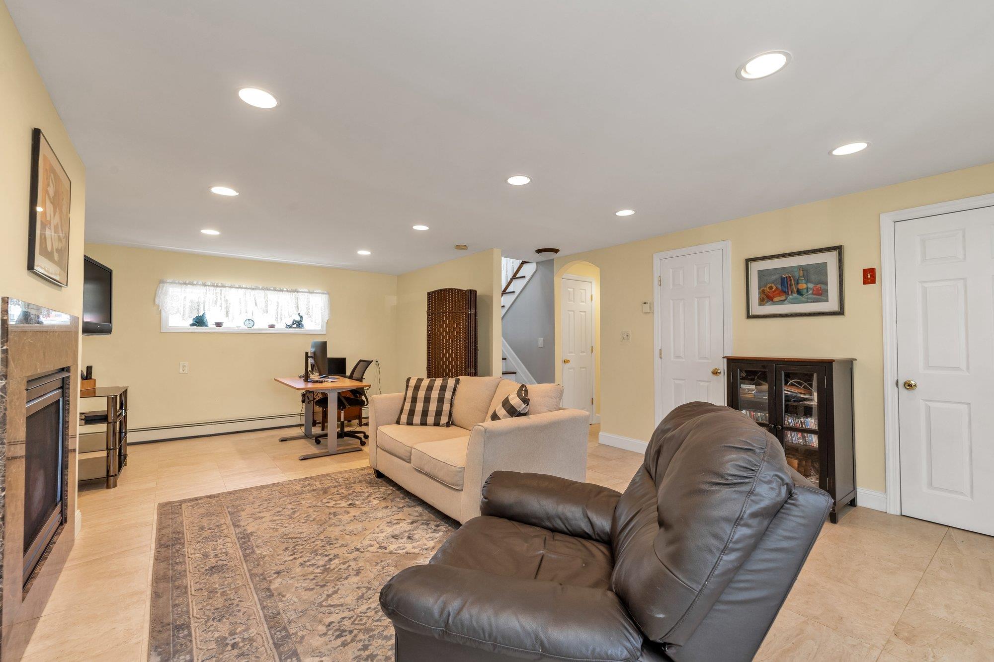 2397 Riverside Avenue, Seaford, New York image 18
