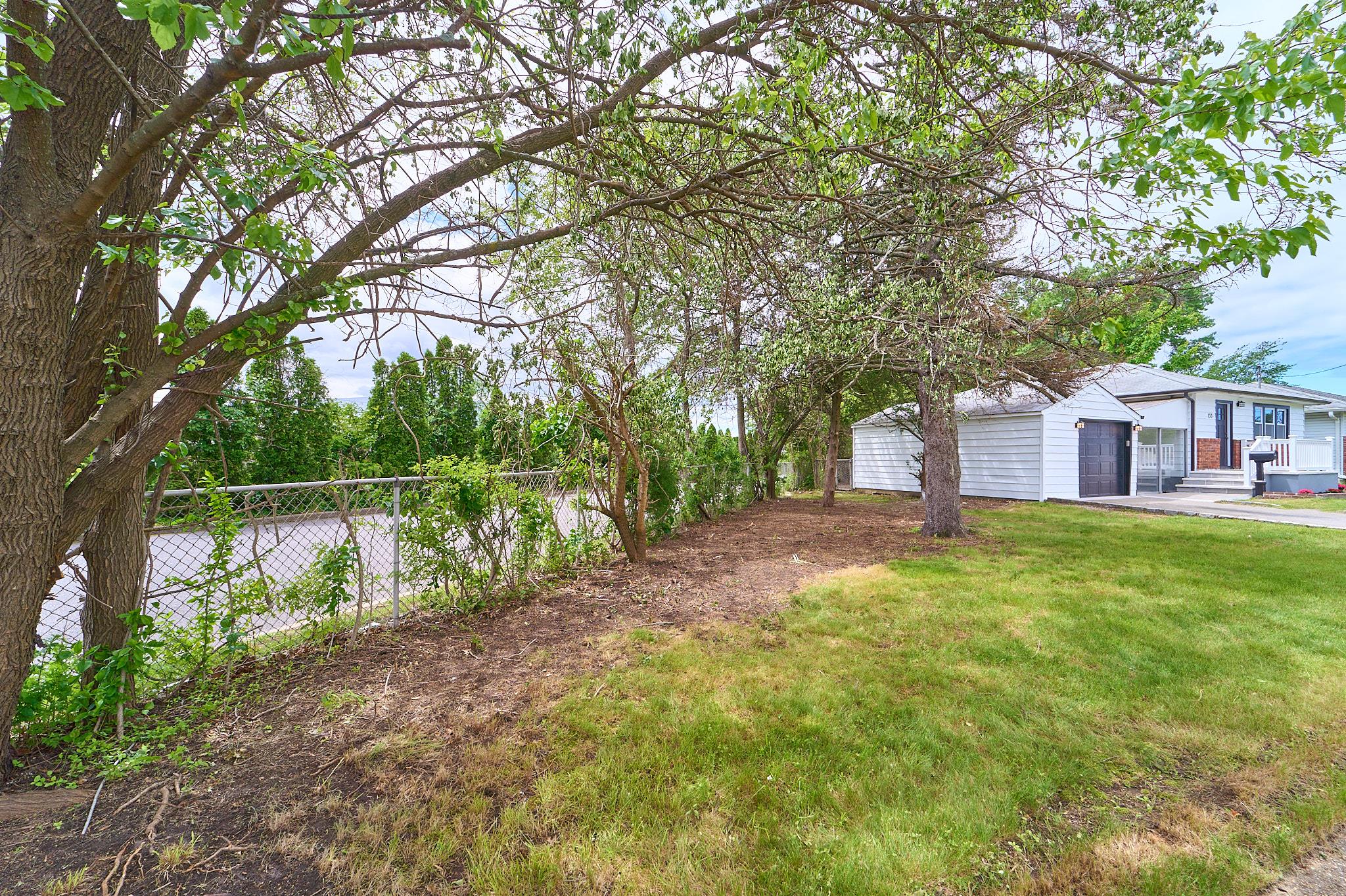 133 S 7th Street, Bethpage, New York image 37