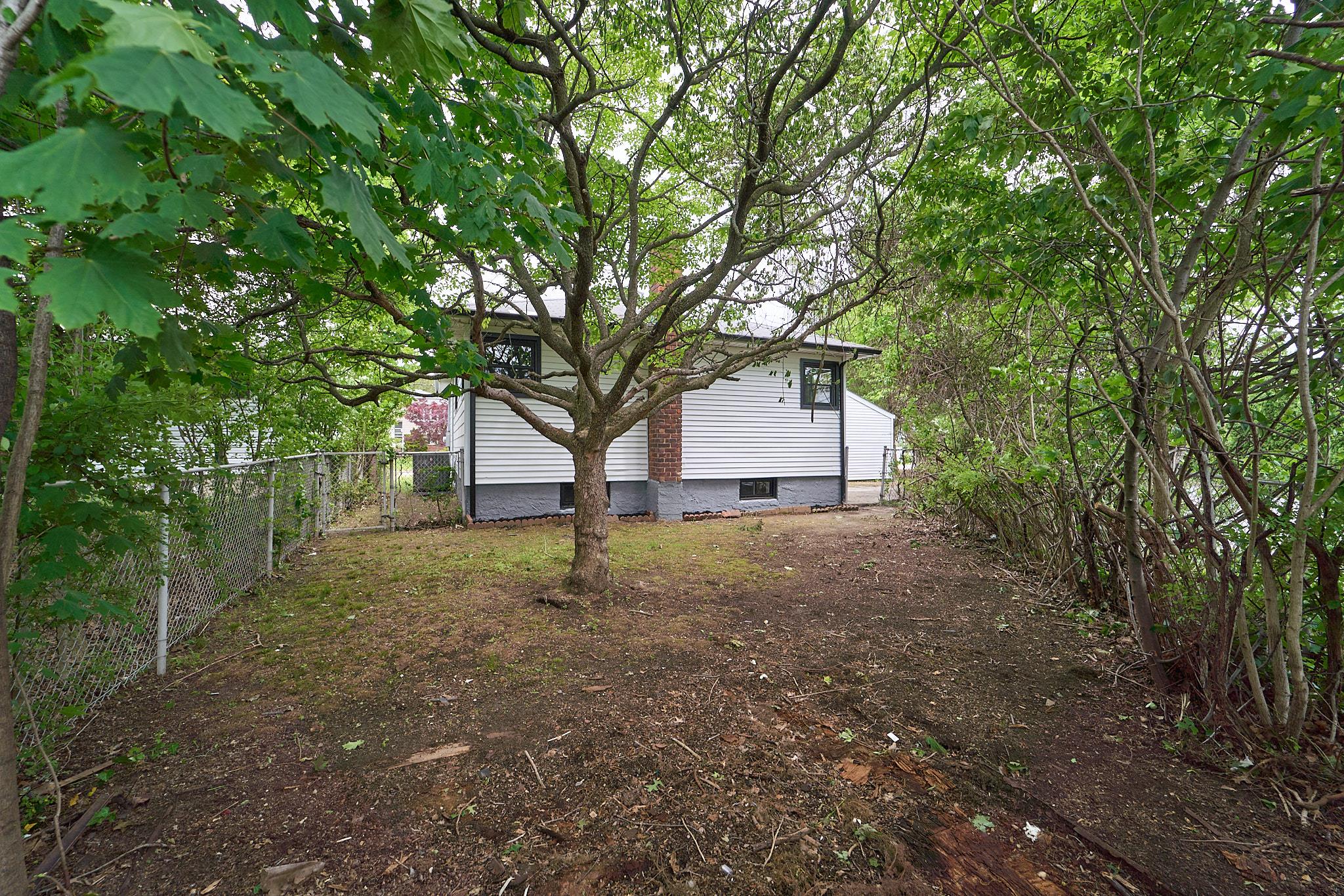 133 S 7th Street, Bethpage, New York image 29