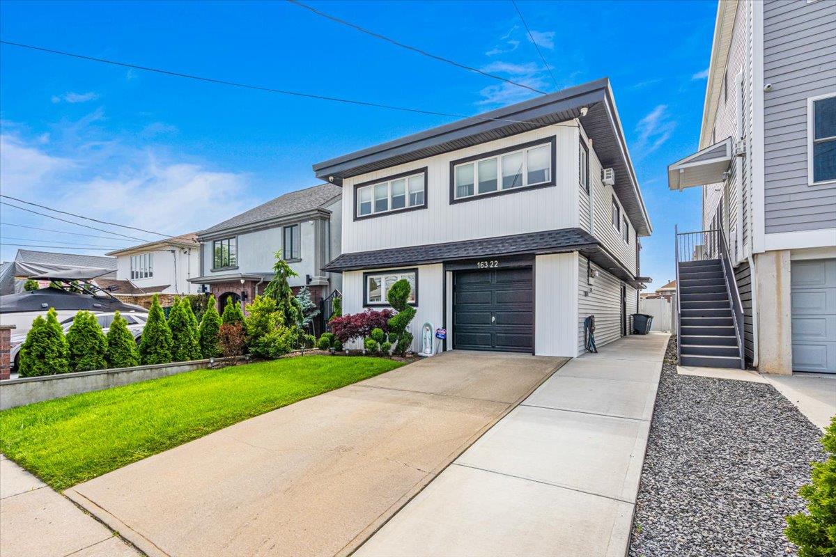 95th Street, Howard Beach, Queens, NY -  - 