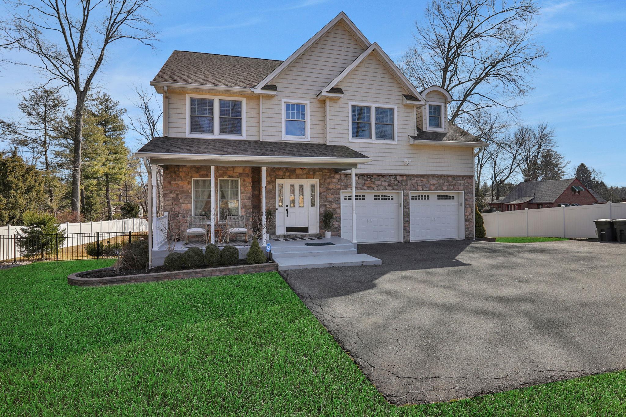 26 Germonds Road, New City, New York image 1