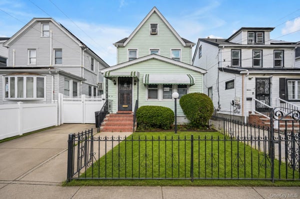 114-31 210TH ST, CAMBRIA HEIGHTS, NY 11411 - Image d7e29ea7964b50a9cf72539e37e1a7ca/3815293658