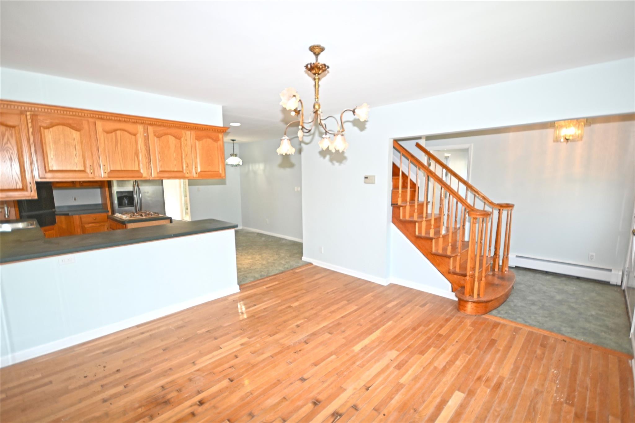 2198 Willow Street, Wantagh, New York image 10