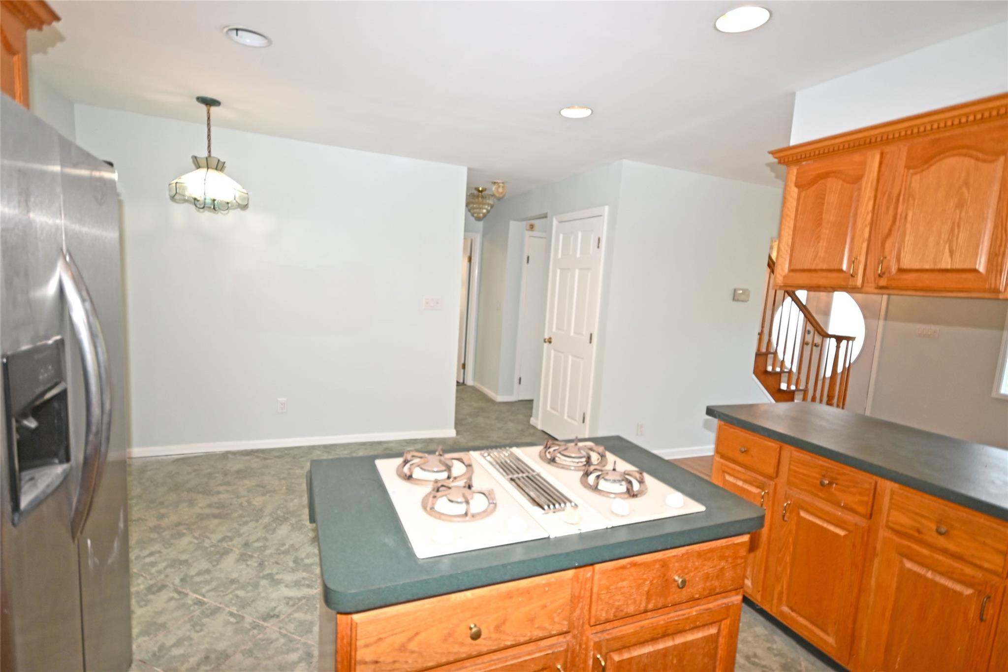 2198 Willow Street, Wantagh, New York image 5
