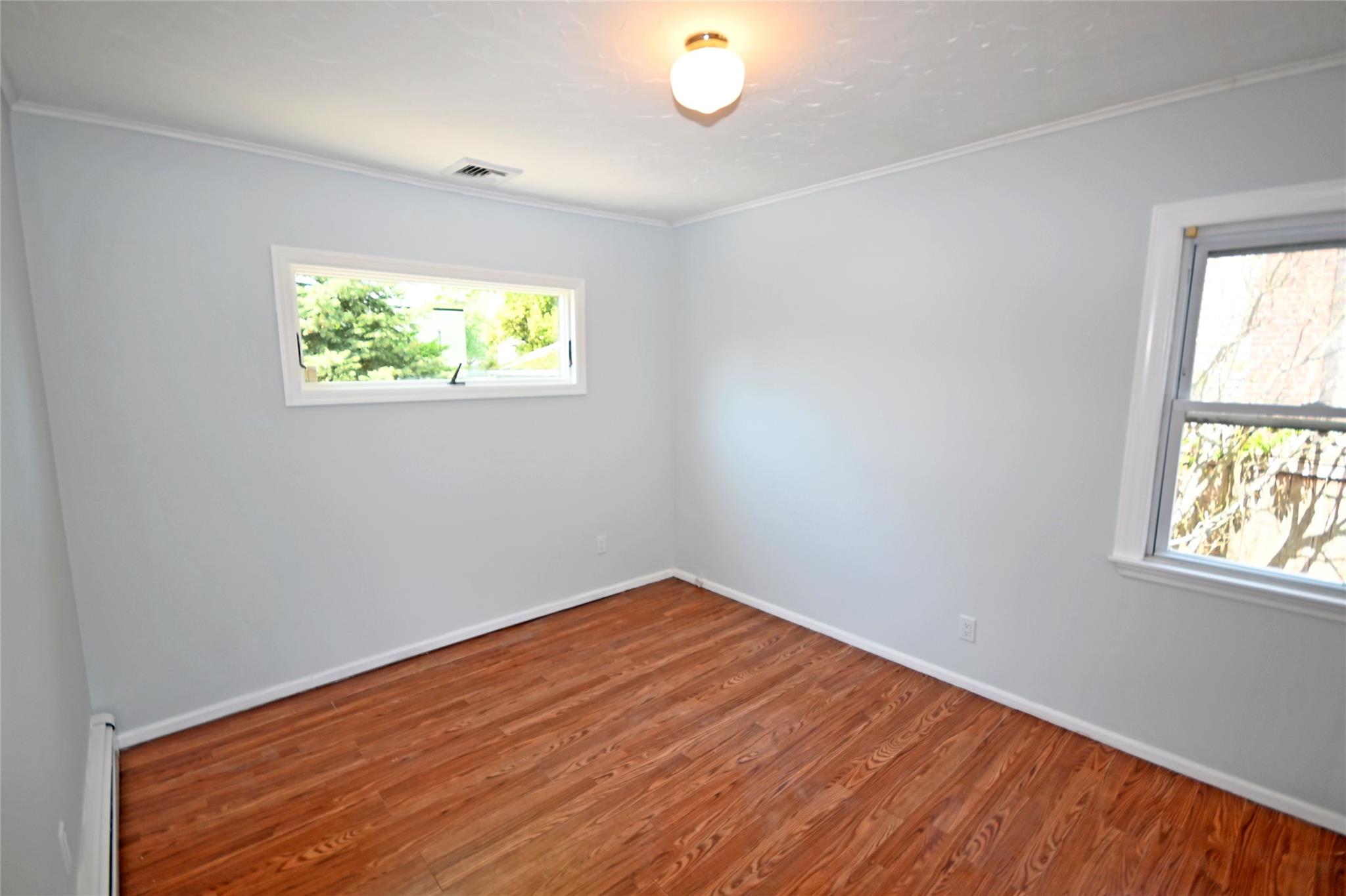 2198 Willow Street, Wantagh, New York image 18