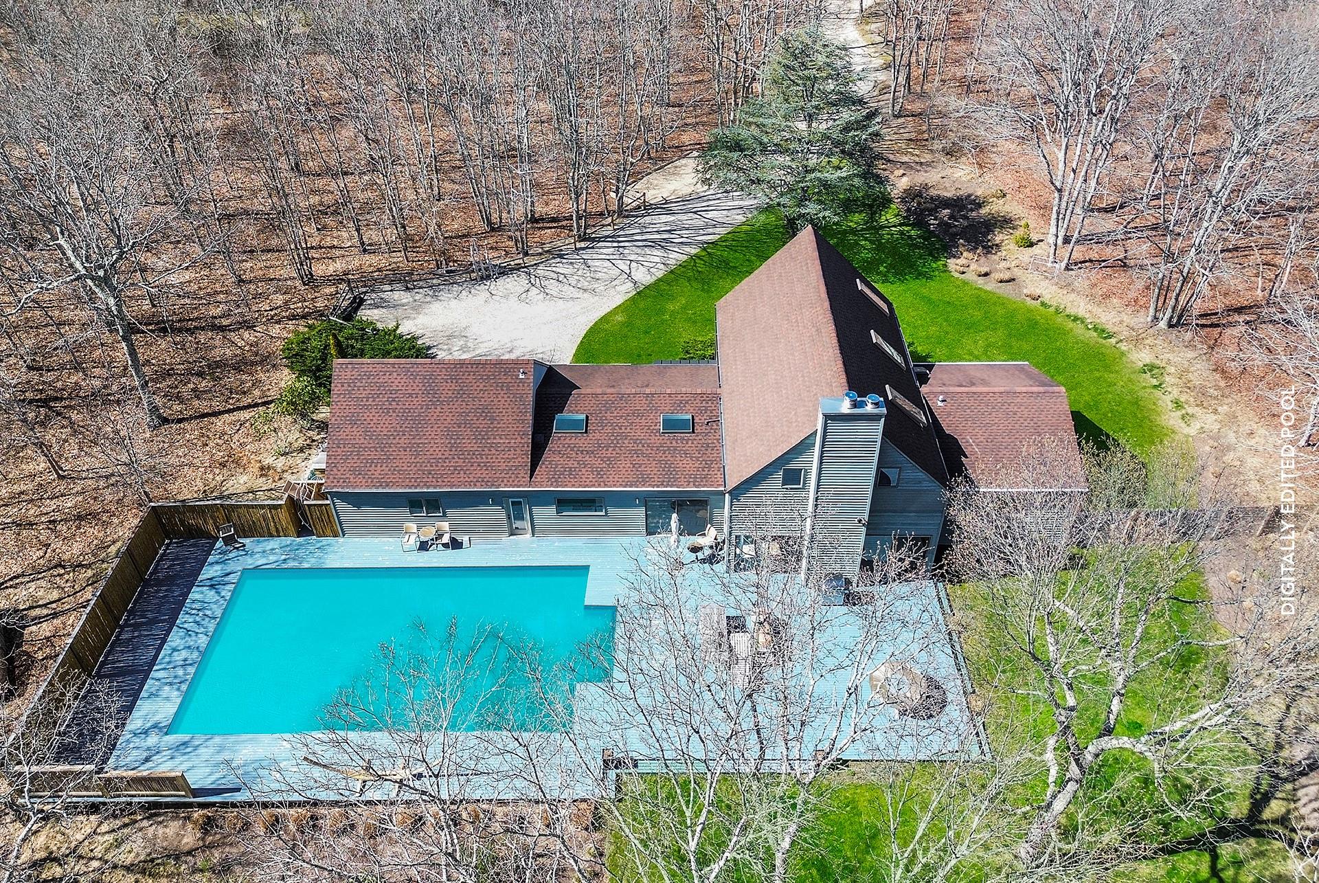 211 Red Dirt Road, East Hampton, New York image 2