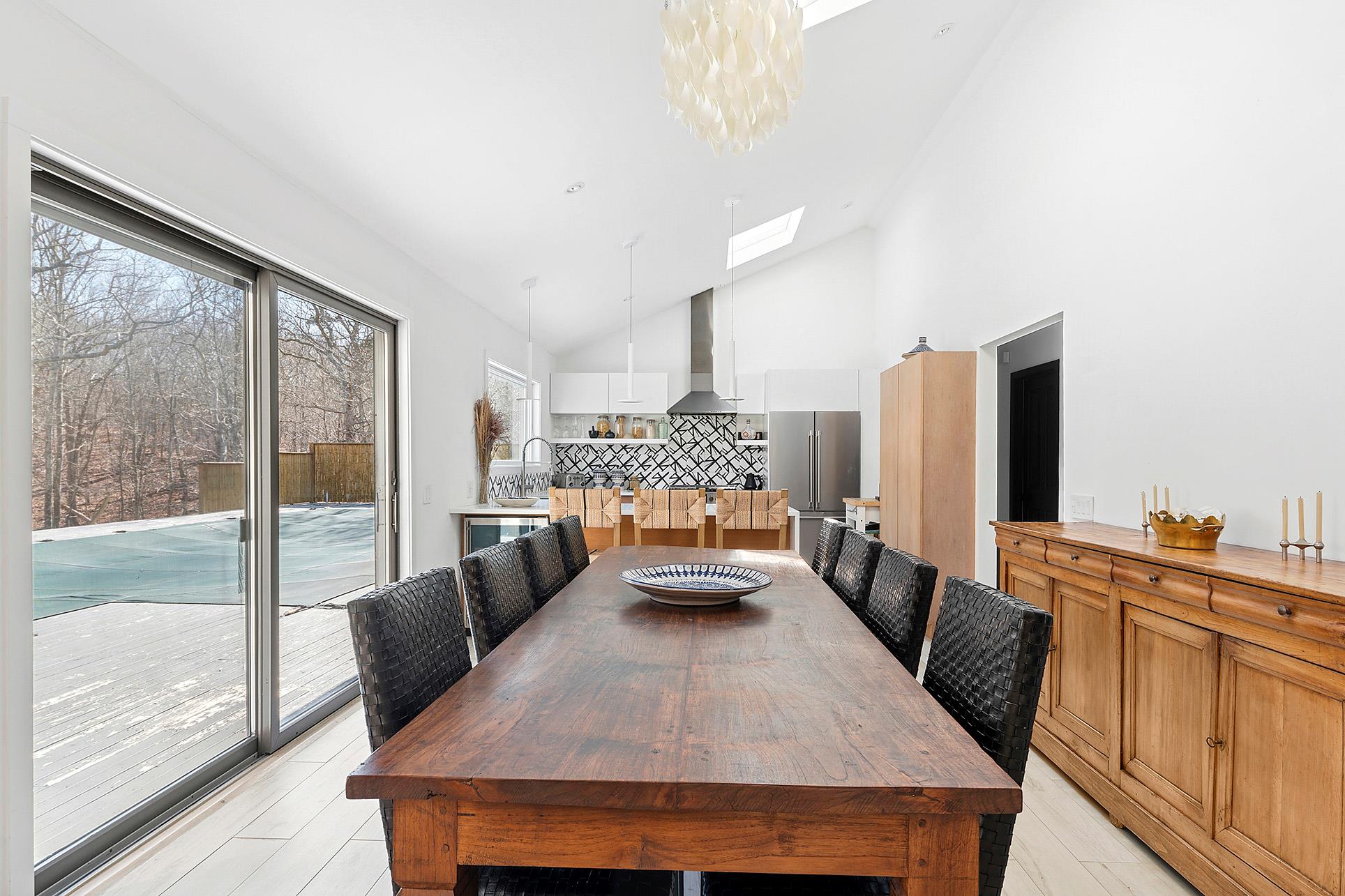 211 Red Dirt Road, East Hampton, New York image 7