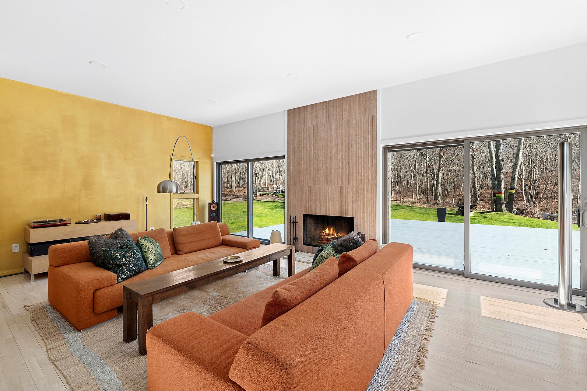 211 Red Dirt Road, East Hampton, New York image 5