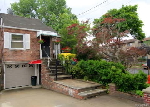 Townhouse For Sale - 11502 Poppenhusen Avenue<br/> College Point, NY 11356