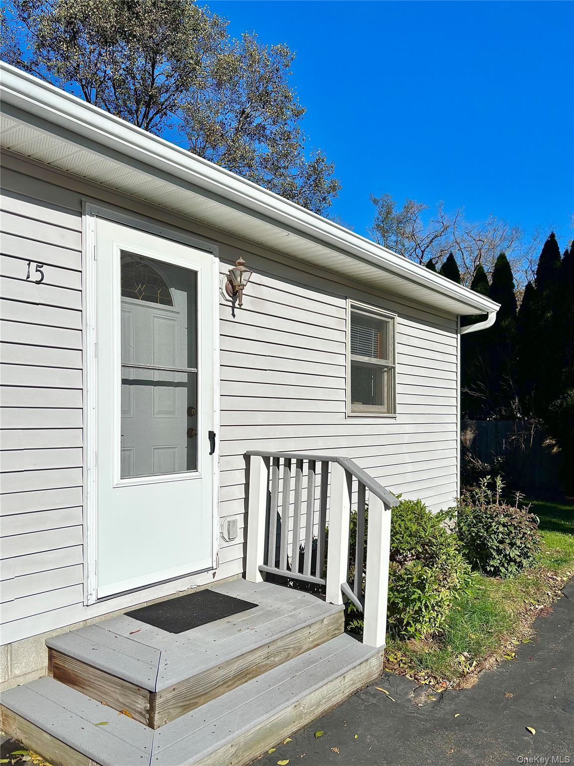 Rhinebeck, New York 12572, United States, 1 Bedroom Bedrooms, ,1 BathroomBathrooms,Residential,Active,229773