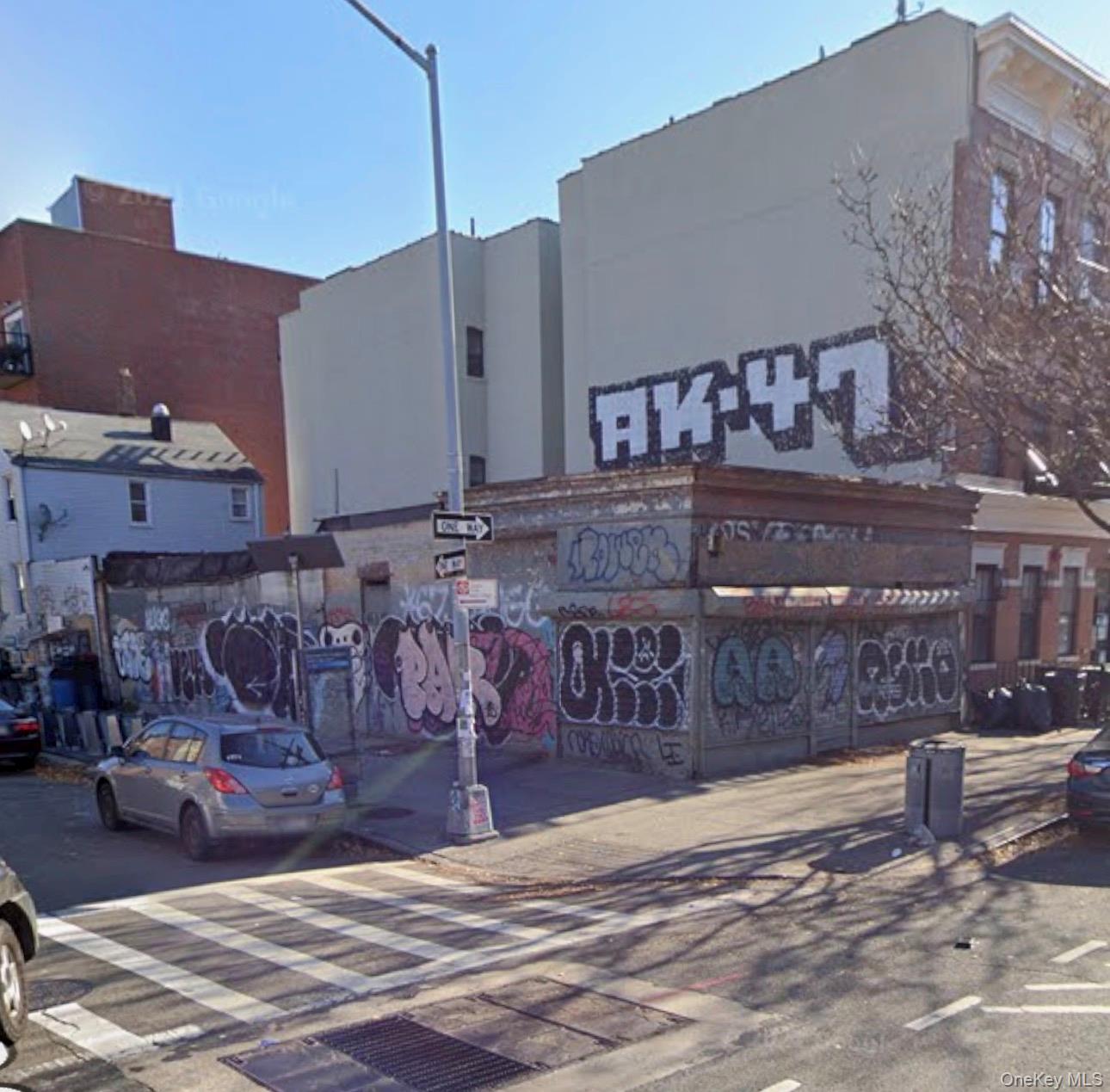229 Tompkins Avenue