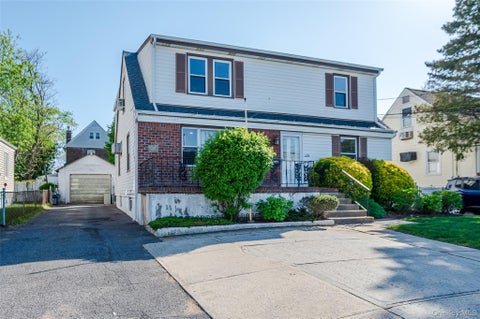 Homes For Sale - 126 Scranton Avenue<br/> Lynbrook, NY 11563