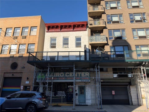Multifamily For Sale - 1833 27th Avenue<br/> Astoria, NY 11102