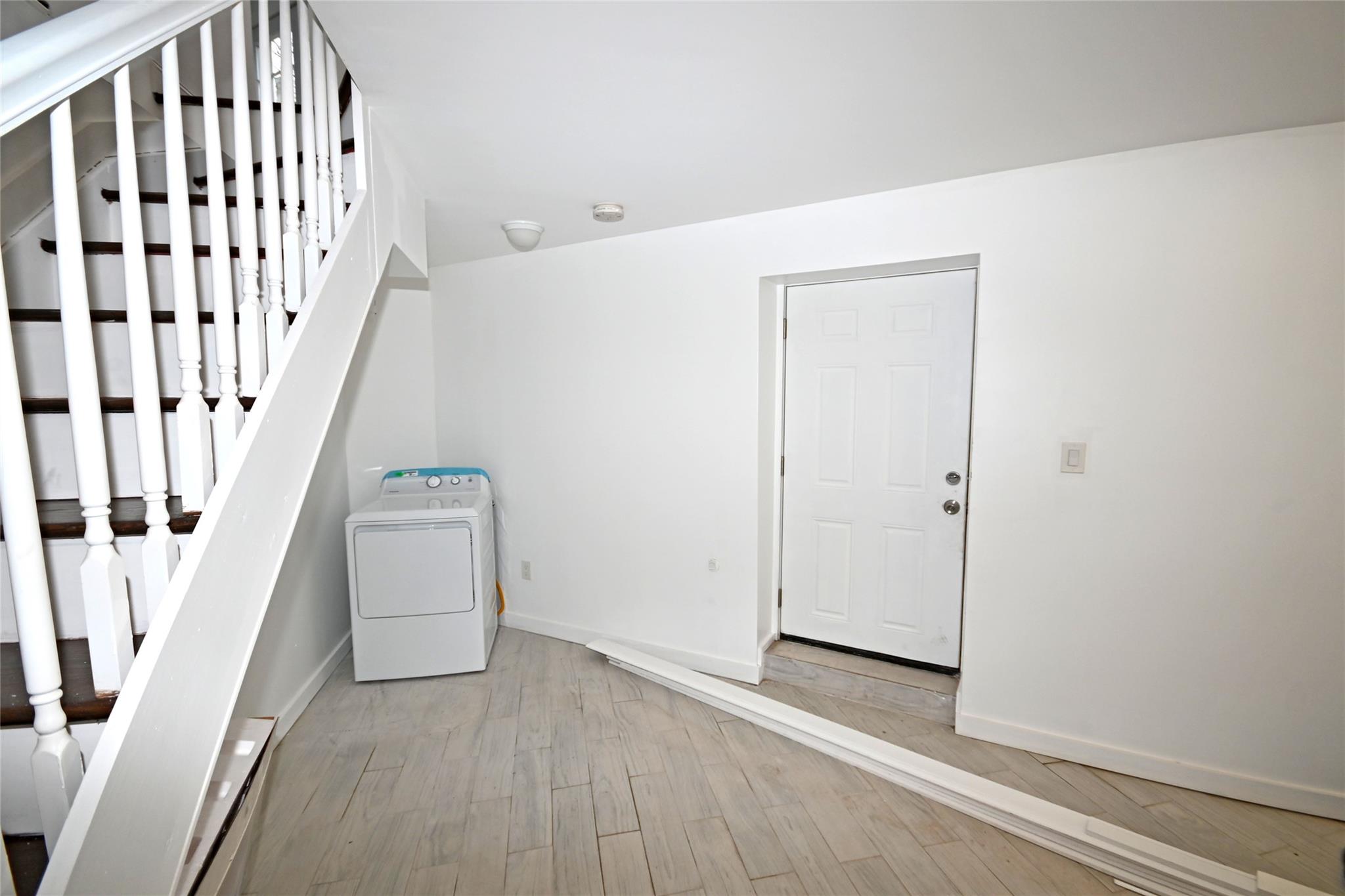 218-06 119th Avenue, Cambria Heights, New York image 44