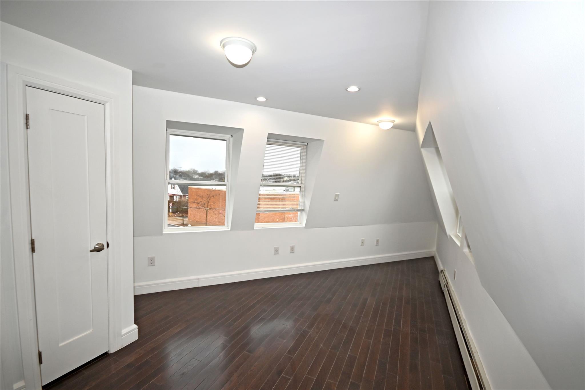 218-06 119th Avenue, Cambria Heights, New York image 19