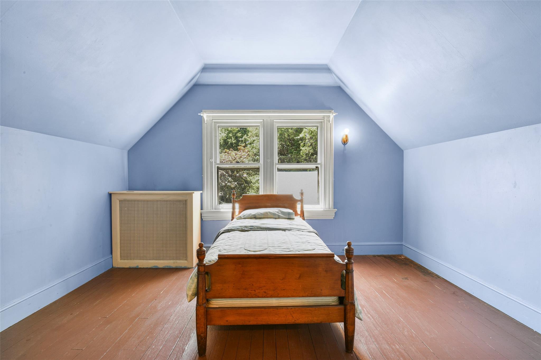 69 Desmond Avenue, Bronxville, New York image 33