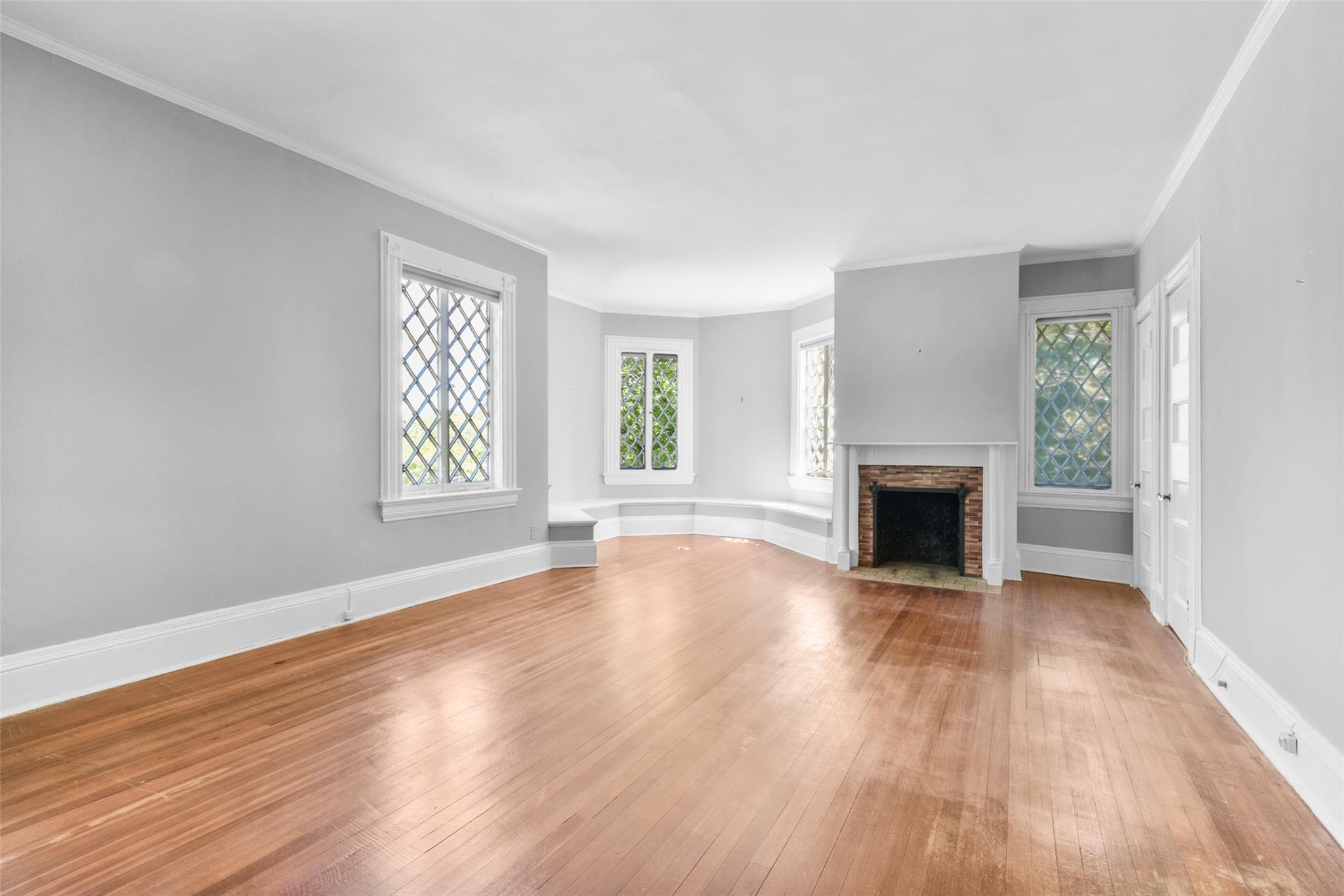 69 Desmond Avenue, Bronxville, New York image 21