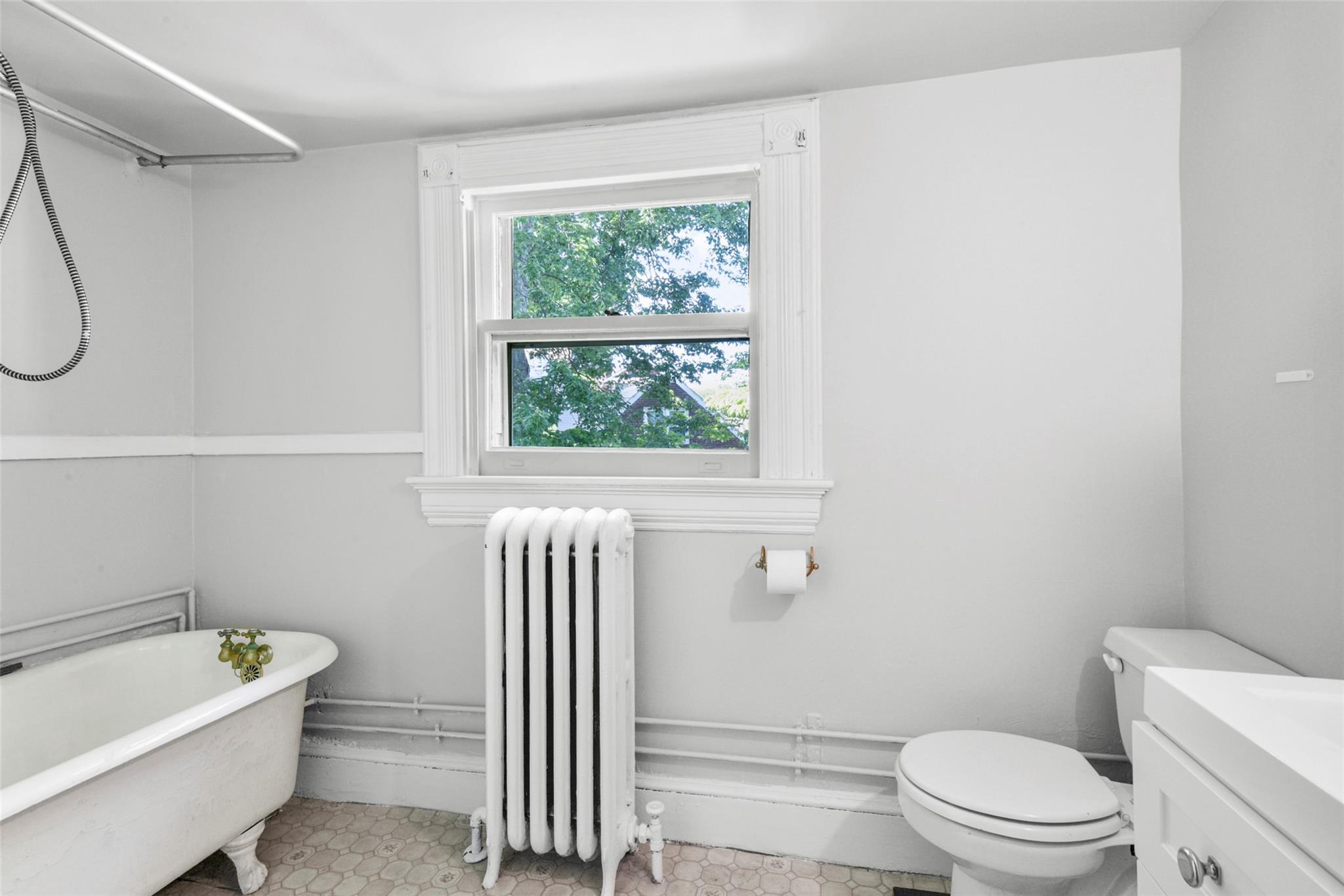 69 Desmond Avenue, Bronxville, New York image 35