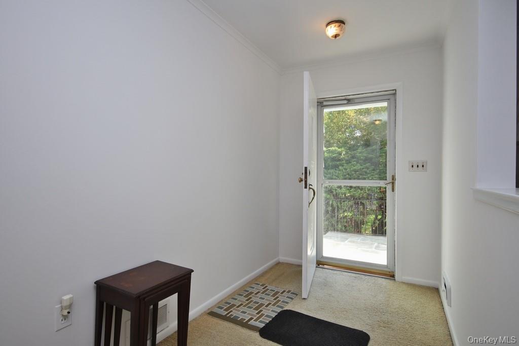 10 Lakeview Road