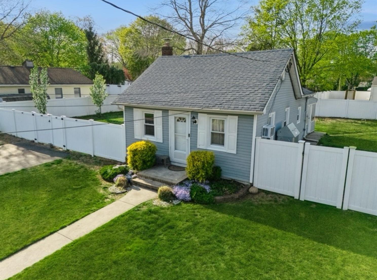 94 16th Street, Wading River, New York image 2