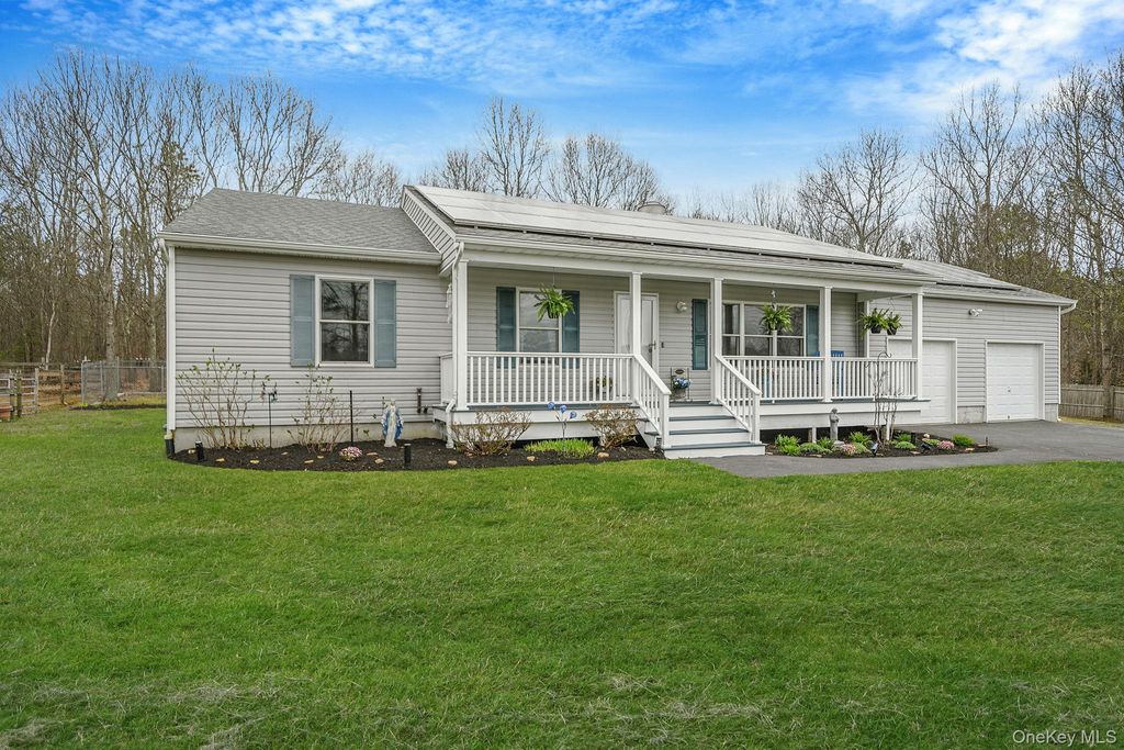 Photo of 168 Brookfield Avenue, Center Moriches, NY 11934 (MLS # 985595)