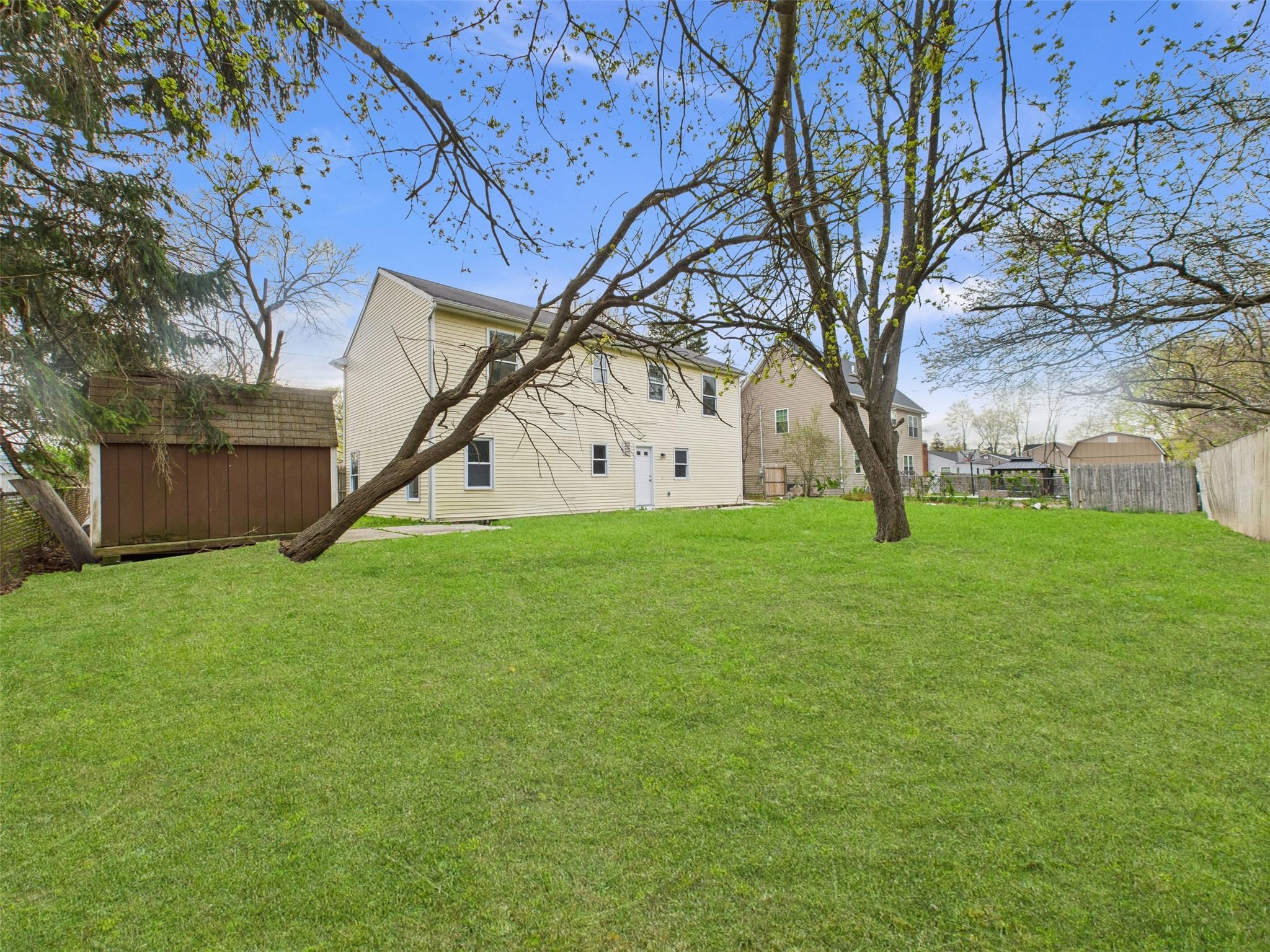 613 Bourdois Avenue, Bellport, New York image 7