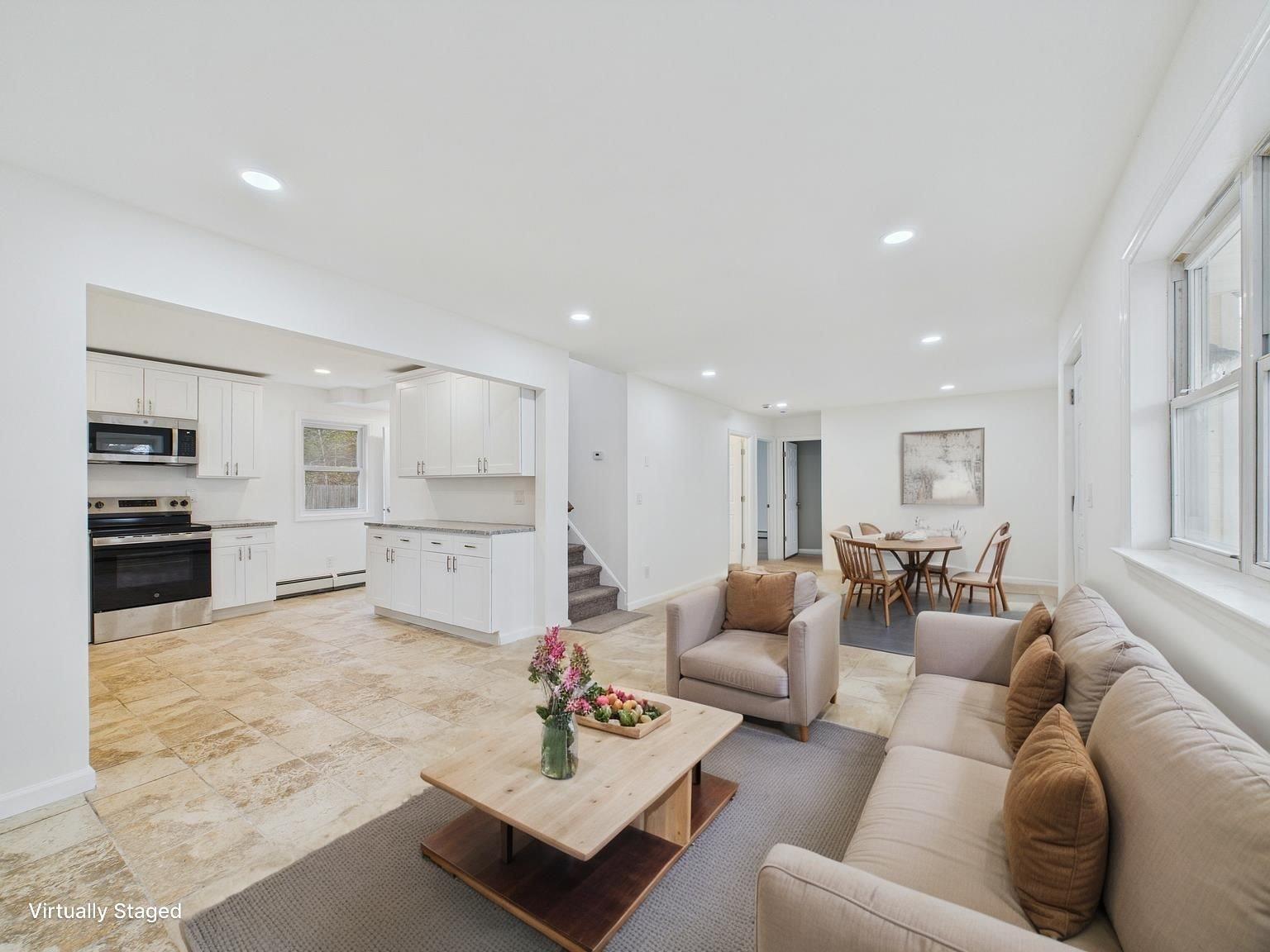 613 Bourdois Avenue, Bellport, New York image 12